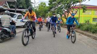 Budayakan Hidup Sehat, Kapolres Enrekang Bersama Forkopimda Olahraga Bersepeda