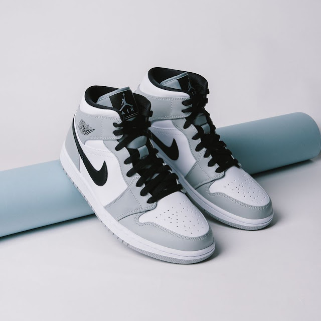 แนะนำรองเท้า Nike Air Jordan 1 MID “LIGHT SMOKE GREY แนะนำรองเท้า Nike Air Jordan 1 MID “LIGHT SMOKE GREY