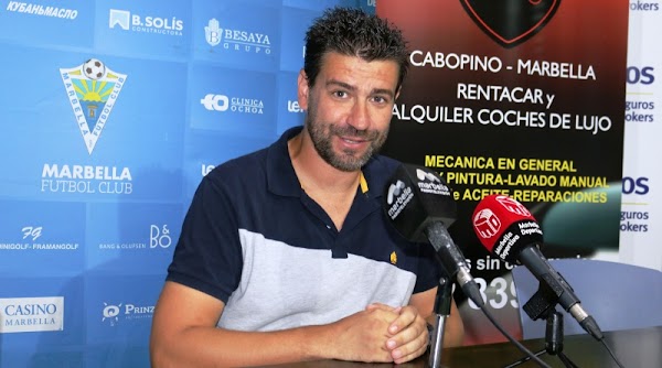 Oficial: Marbella FC, Estévez deja de ser entrenador