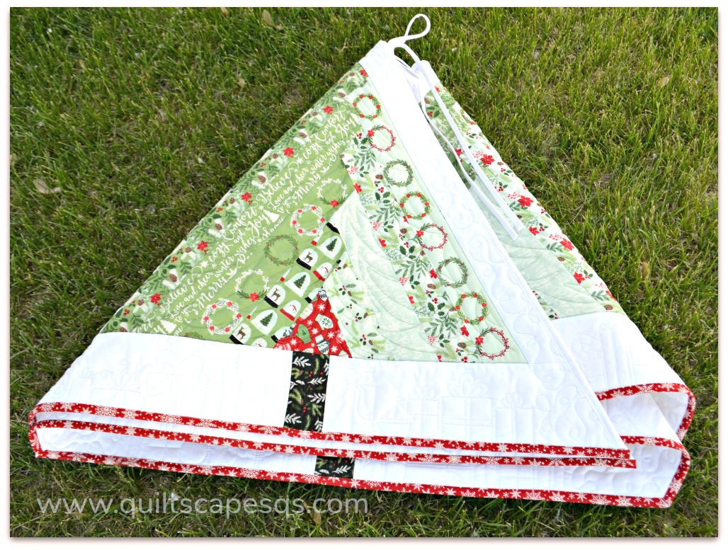 Diamond Log Cabin Quilts and Tree Skirt 735272011866 - Quilt in a