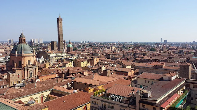 Bologna-architettura