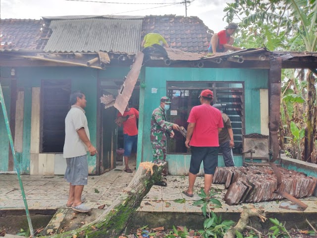 Rumah di 3 RT Desa Wringinjajar Mranggen Rusak Akibat Angin Puting Beliung