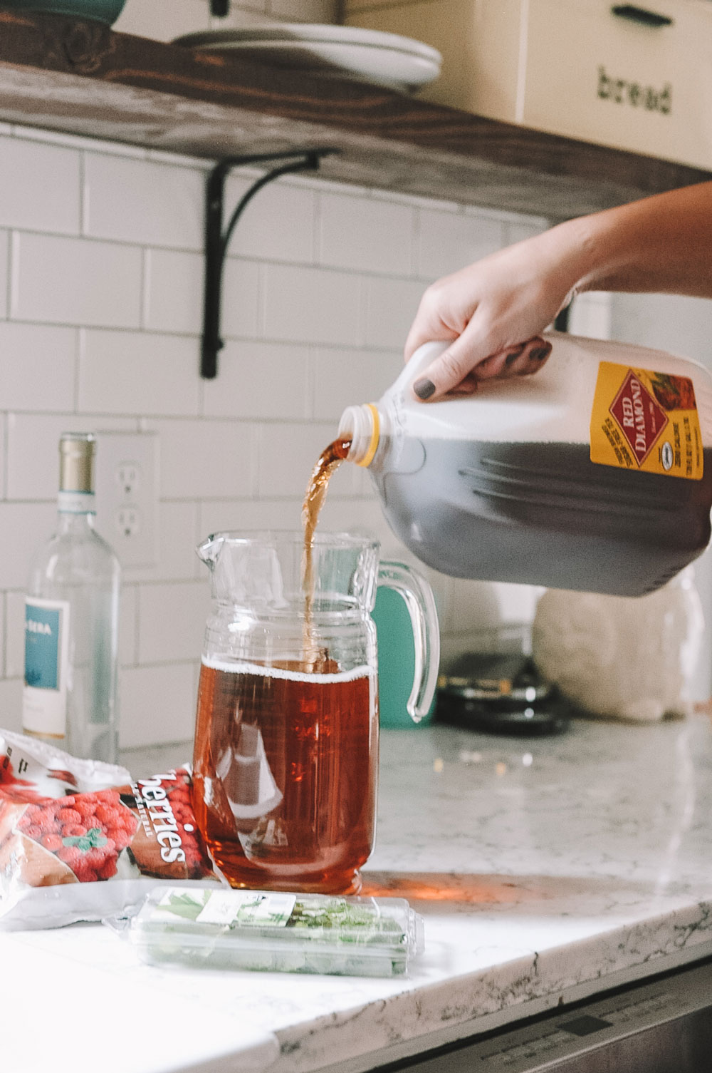 A refreshing sweet tea sangria cocktail by Amanda Martin of Amanda's OK Blog