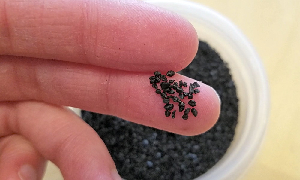 A GAMER'S WIFE How to Keep Your Aquarium Sand Clean