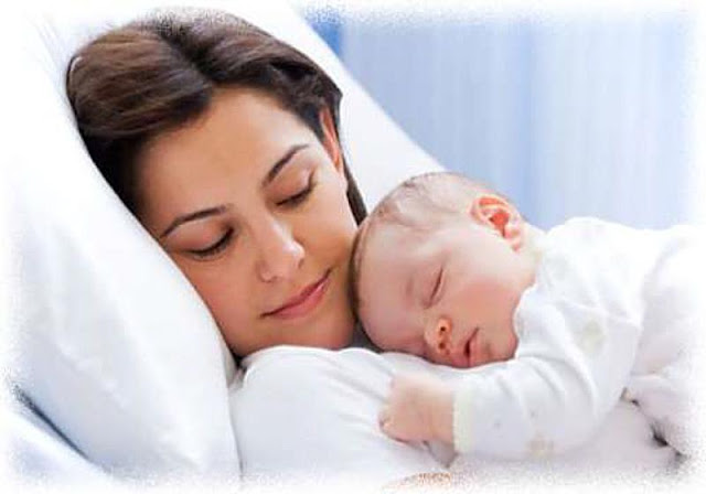 Kids baby pictures: cute baby with mom