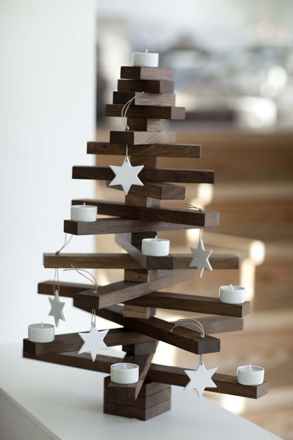 Árboles de Navidad low cost con madera