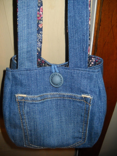 Sew What: From Jeans to Tulip Bag in a Jiffy