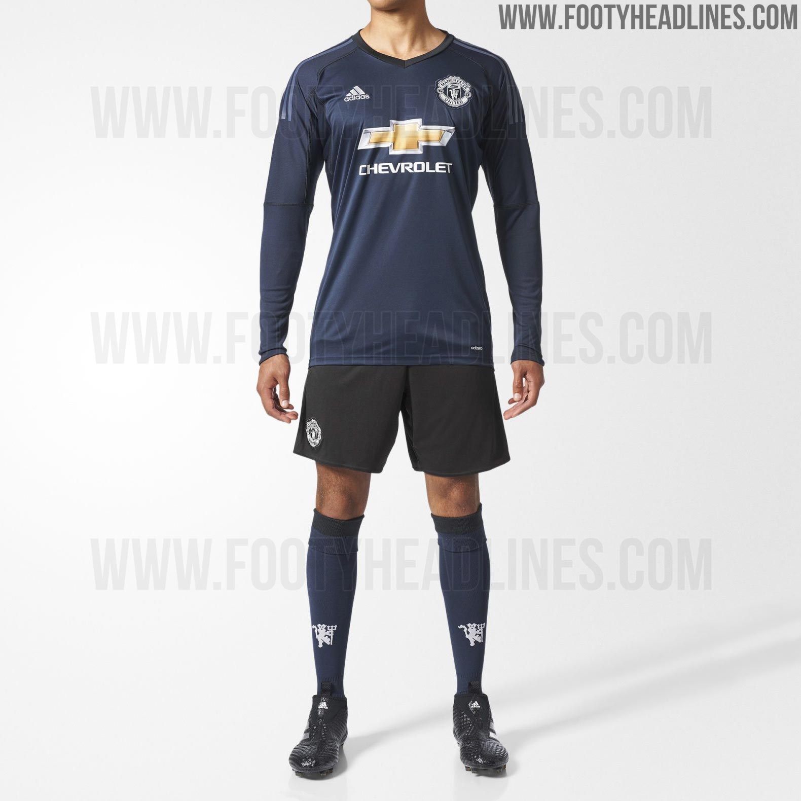 manchester-united-17-18-goalkeeper-home-