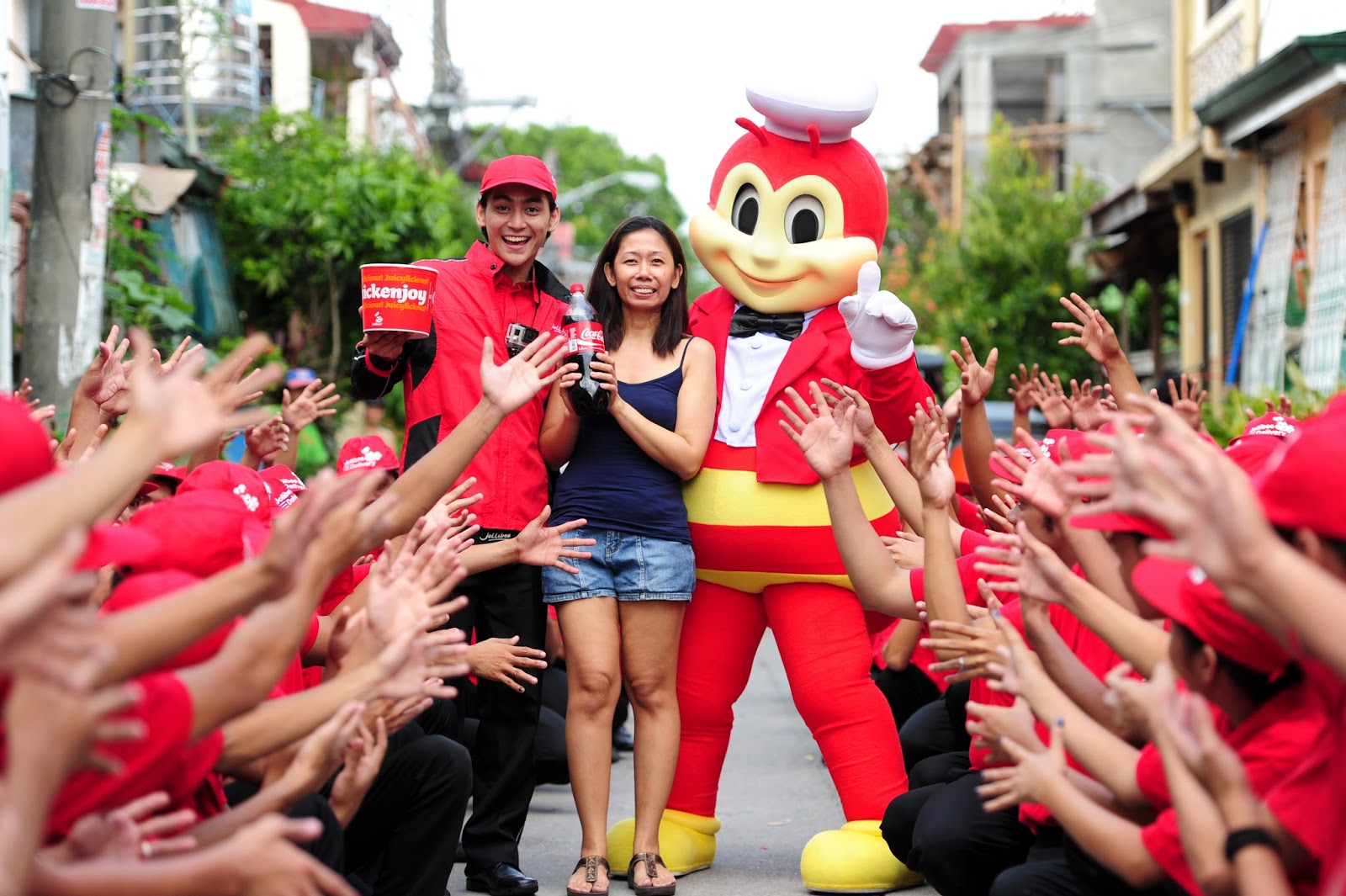 Promo Alert : You can win P87,000 daily with your Jollibee Langhap ...