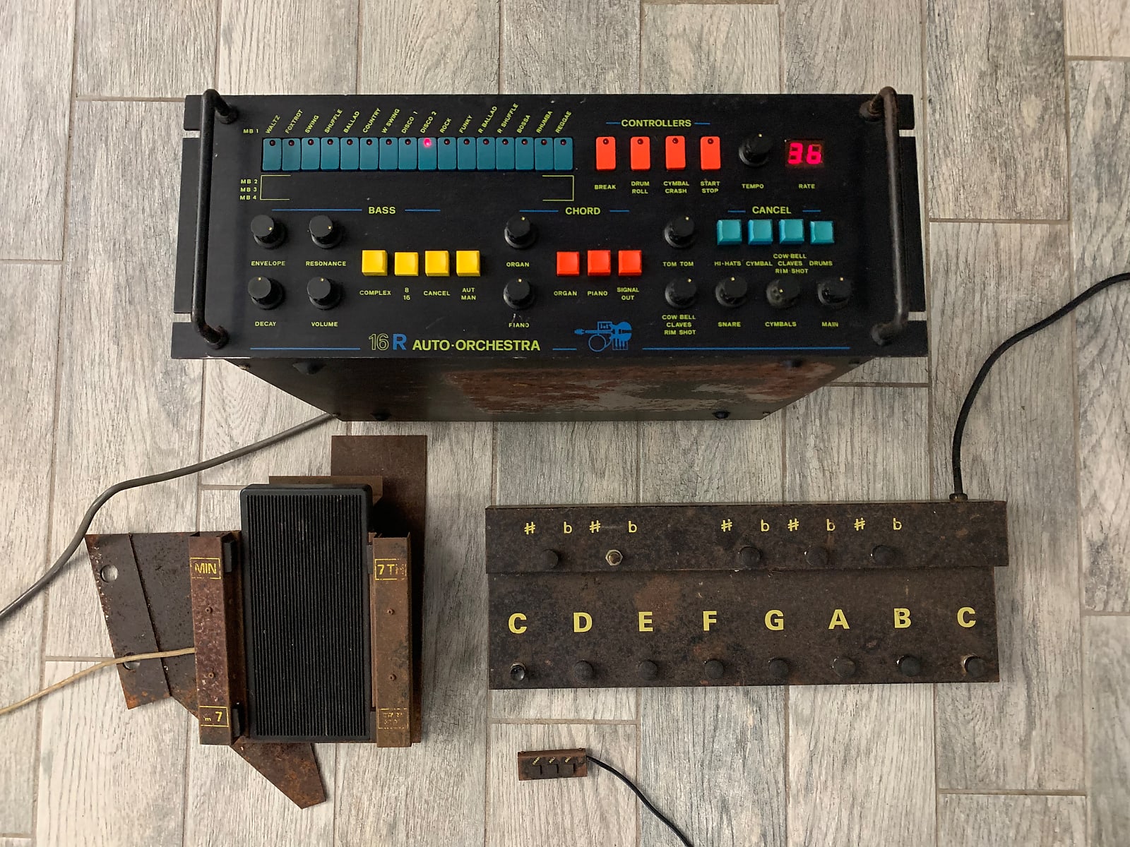 MATRIXSYNTH MTI 16R Auto Orchestra 1980s Drum Machine / Synth