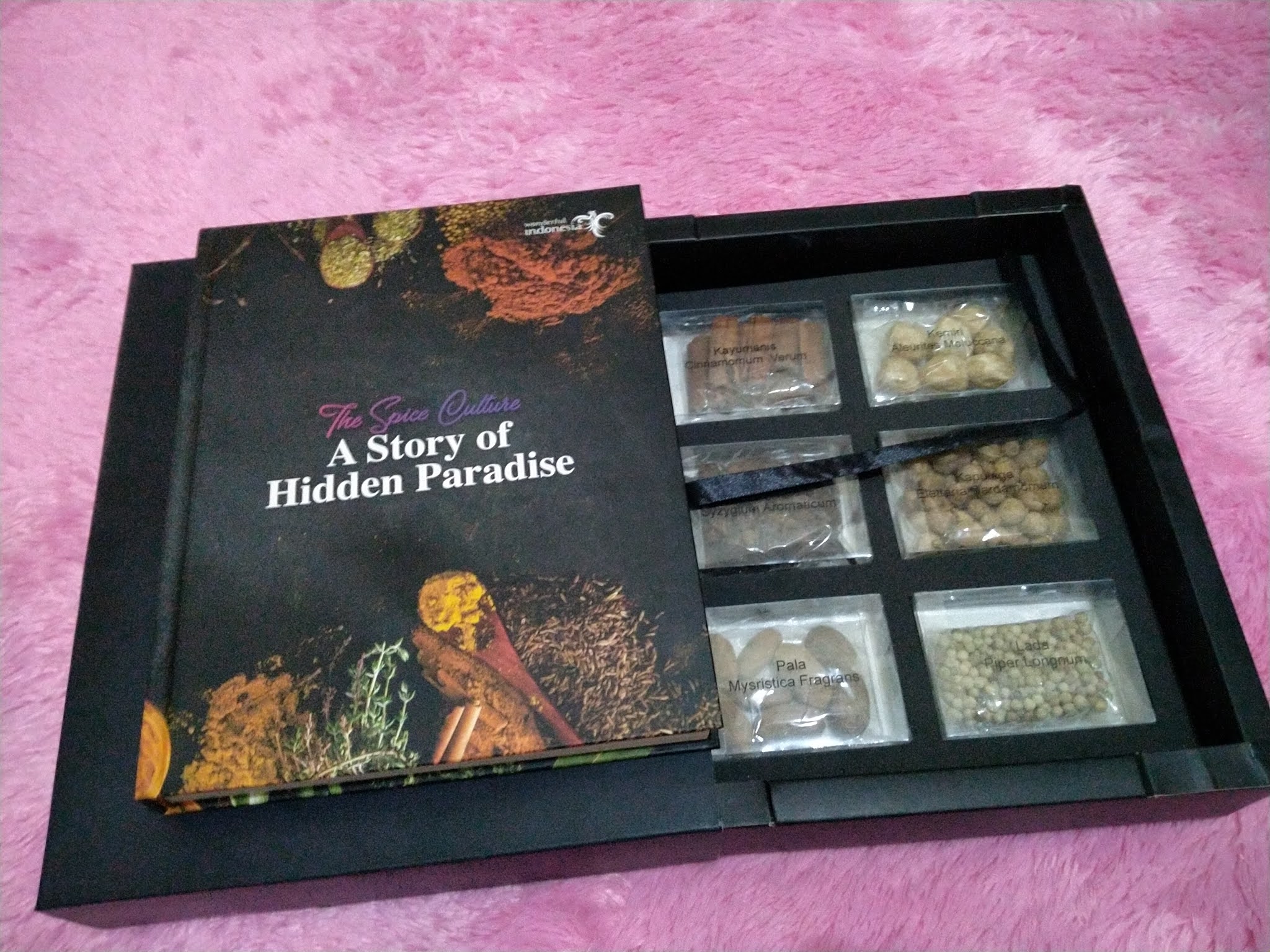 бэтмен видеокассеты. Ma journal. Ma journal. Ma journal. журналы фоллаут 4.