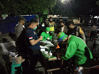 48 orang Pengunjung Caffe JL. Ahmad Yani Slawi Terjaring Operasi Yustisi dinyatakan Negatif.