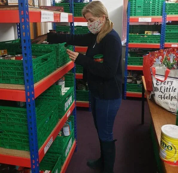 Wokingham Foodbank is an entirely volunteer run organisation which works to provide help to the people in need in Wokingham
