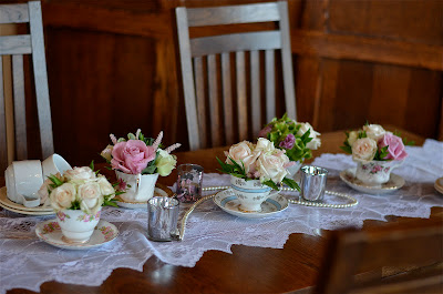 Wedding Flowers Blog: Amanda's Vintage/Shabby Chic Wedding Flowers ...