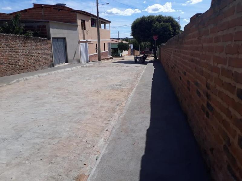PREFEITURA DE GUAJERU CONTINUA INVESTINDO EM INFRAESTRUTURA E VÁRIAS RUAS DO MUNICÍPIO SÃO PAVIMENTADAS PREFEITURA DE GUAJERU CONTINUA INVESTINDO EM INFRAESTRUTURA E VÁRIAS RUAS DO MUNICÍPIO SÃO PAVIMENTADAS