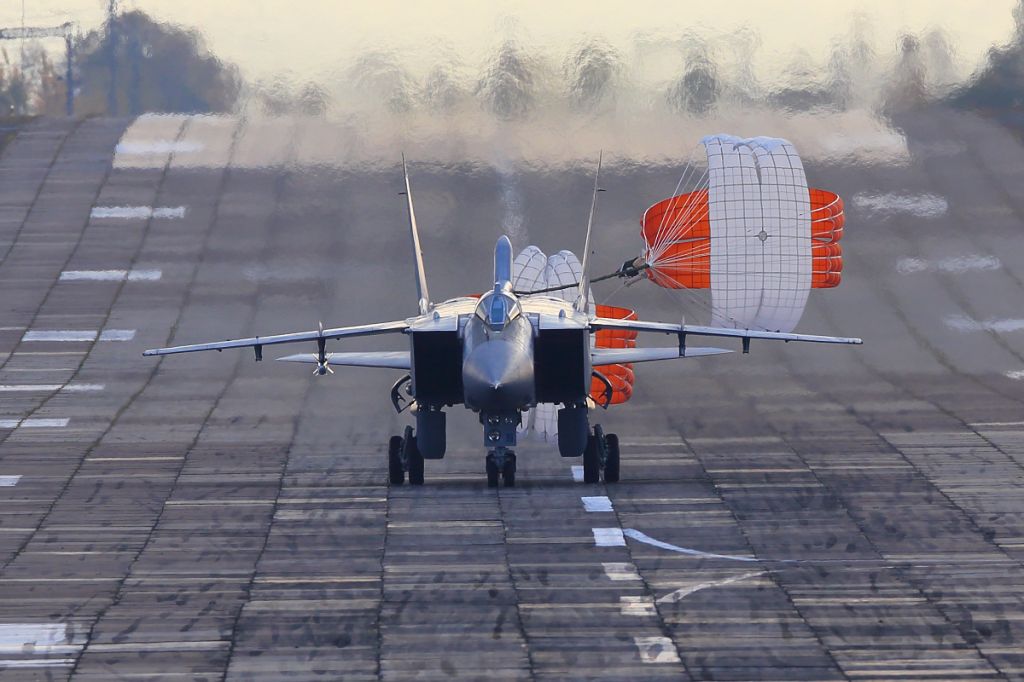 РФ до 2023 року модернізує весь парк перехоплювачів МіГ-31