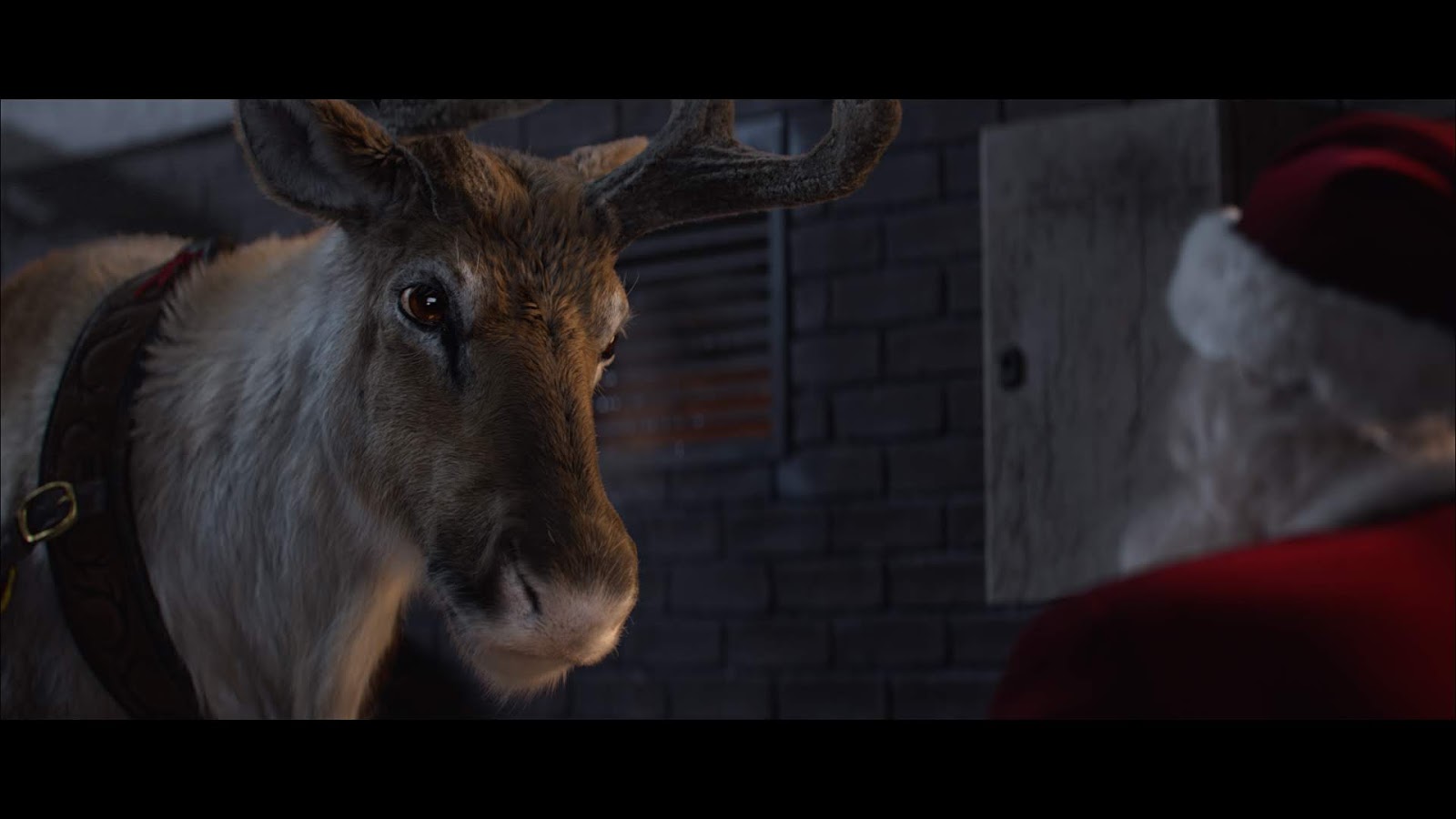 Louis Walsh stars in new Christmas ad for Elves Behavin' Badly toy range –  Marketing Communication News