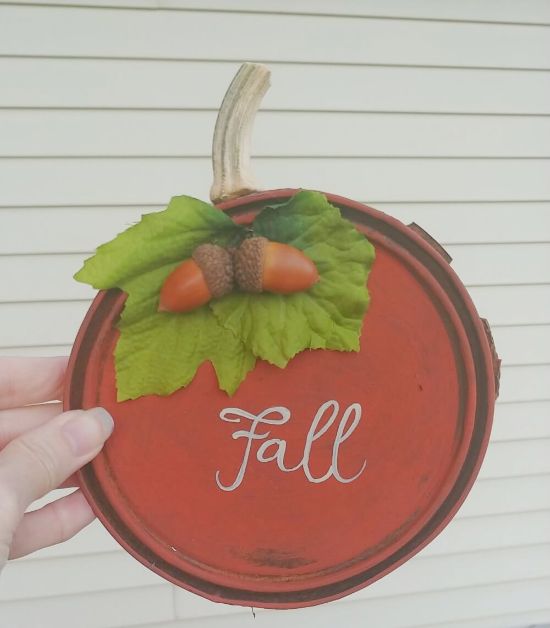 Rusty Paint Can Lid Pumpkins Little Vintage Cottage