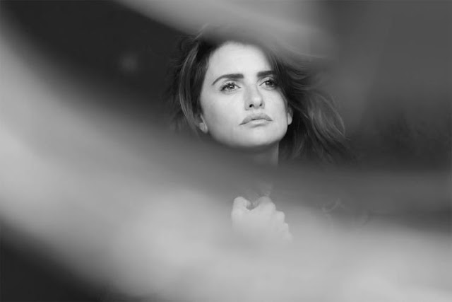 Calendario Pirelli 2017, por Peter Lindbergh - Penélope Cruz Green Pear Diaries, fotografía, Calendario Pirelli, Peter Lindbergh, Penélope Cruz