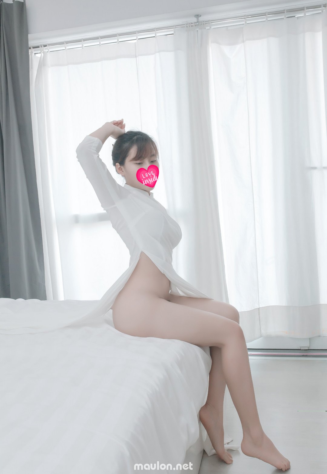 MauLon.Net - Ảnh sex sinh viên 2k khoe dáng nuột nà