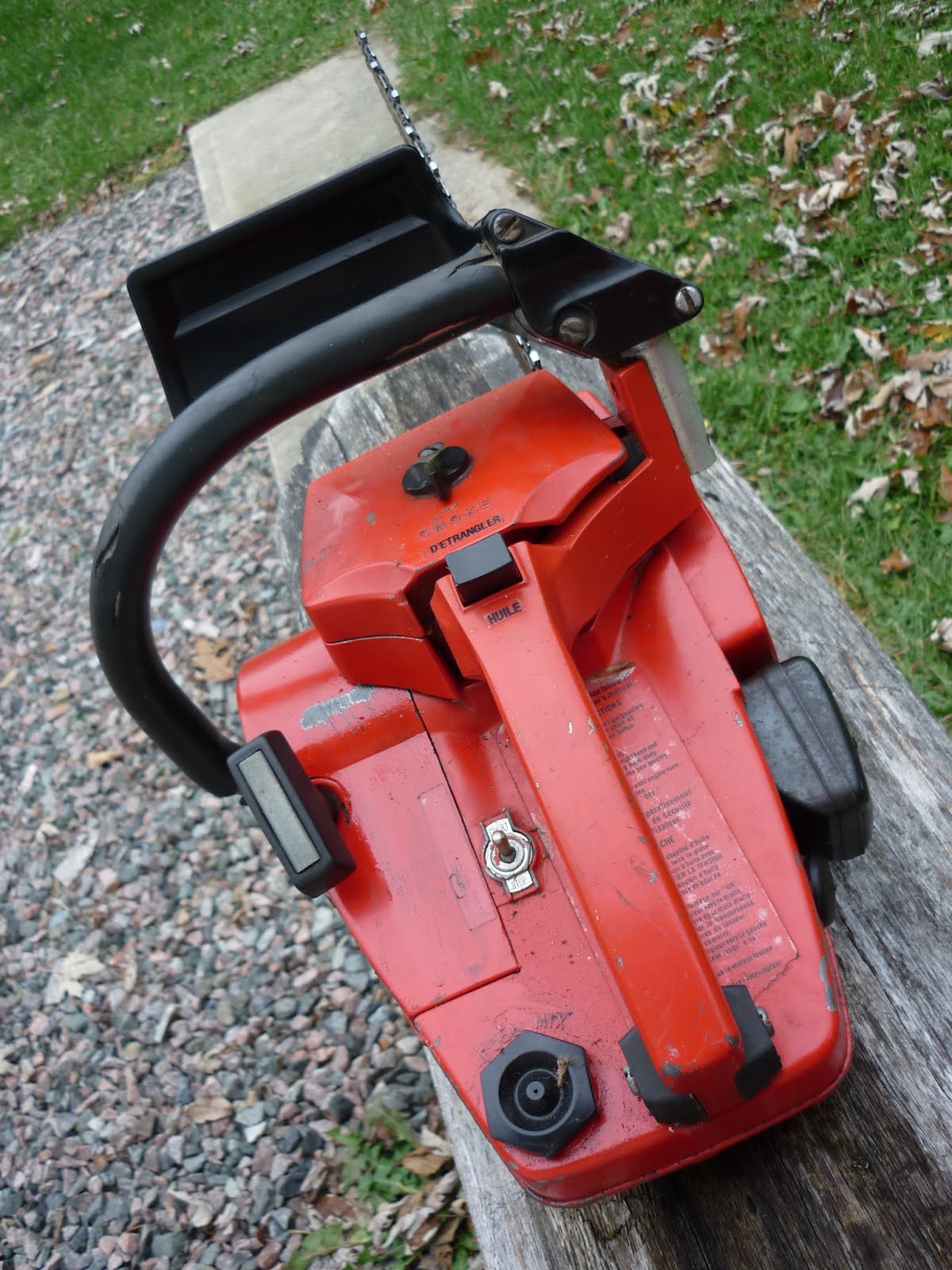VINTAGE CHAINSAW COLLECTION CRAFTSMANSEARS GROUP OF SAWS.