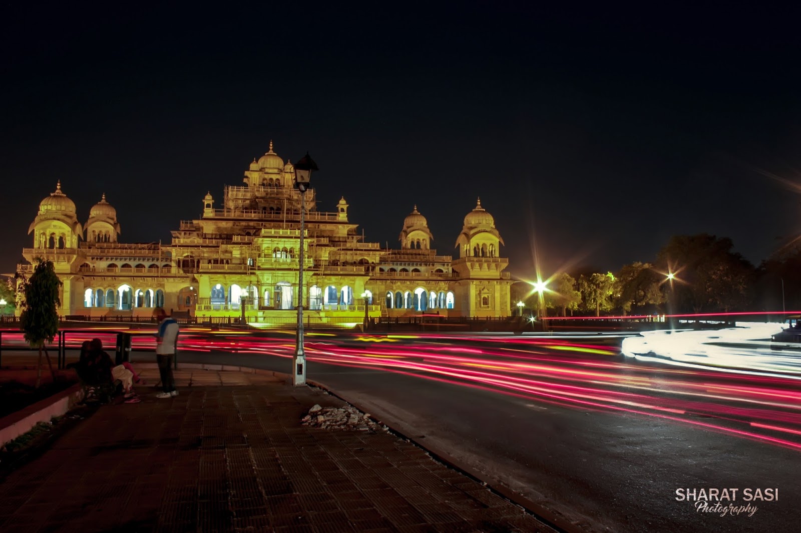 Night light trails Albert Hall, Jaipur