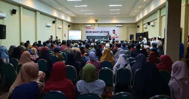 Ustadz Bahtiar Nasir TERKRIMINALISASI, Ceramah Dihentikan, Diusir Dari Hotel Ustadz Bahtiar Nasir TERKRIMINALISASI, Ceramah Dihentikan, Diusir Dari Hotel