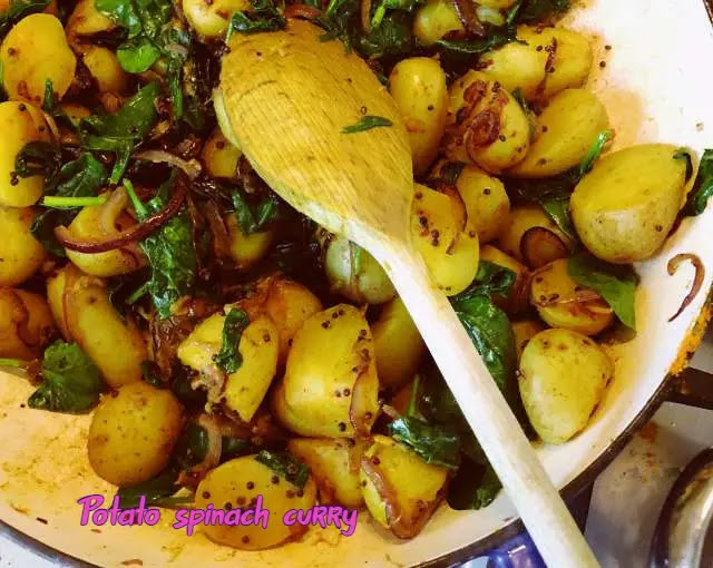 Delicious and easy to make potato spinach curry recipe