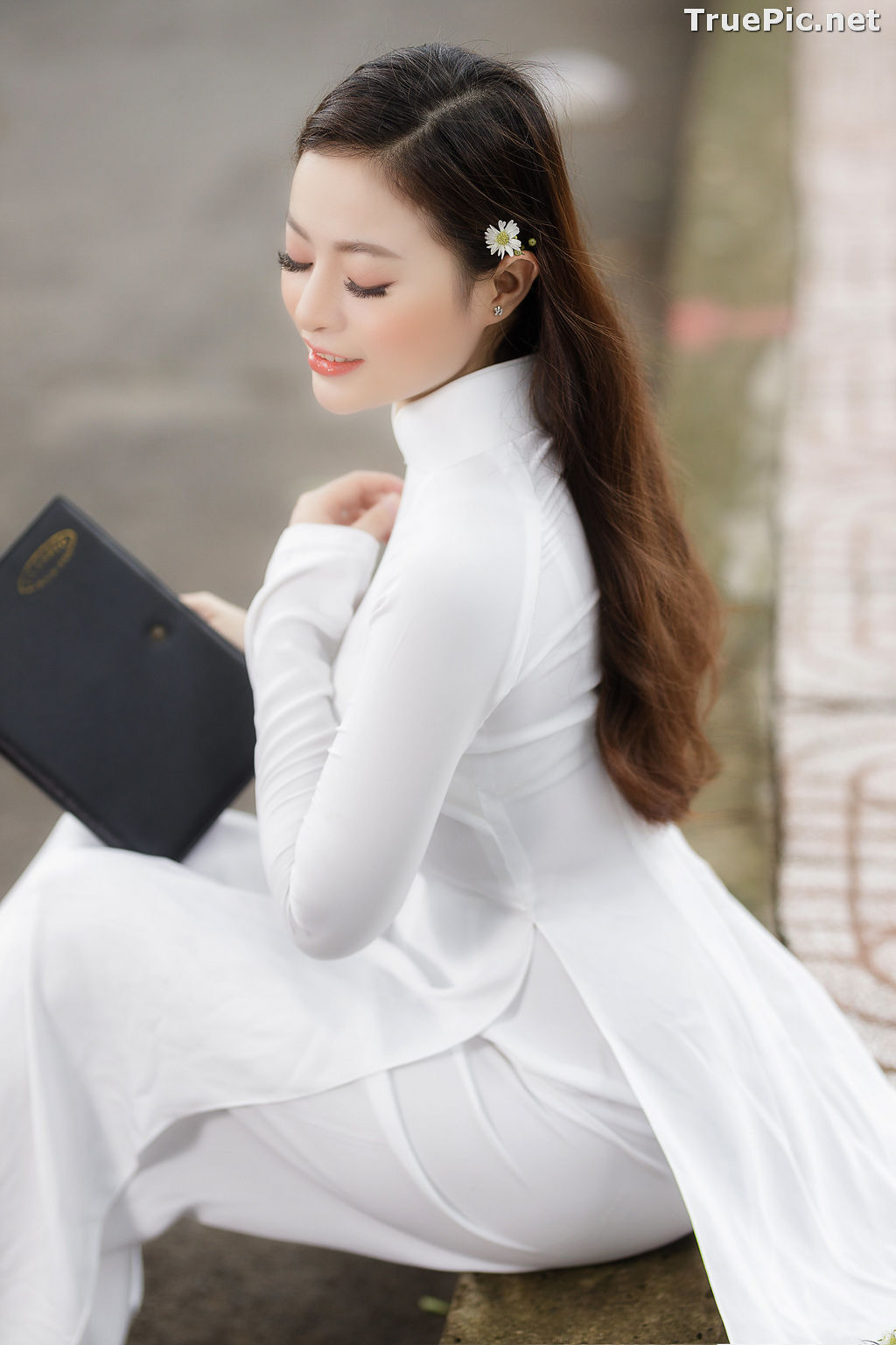 Image The Beauty of Vietnamese Girls with Traditional Dress (Ao Dai) #1 - TruePic.net - Picture-58