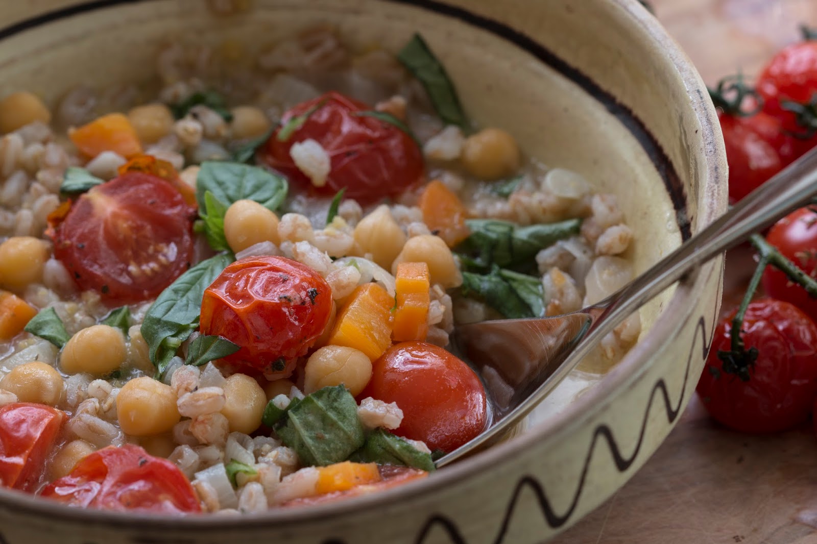 mani in pasta Minestra Farro e Ceci Farro and Chickpea Soup