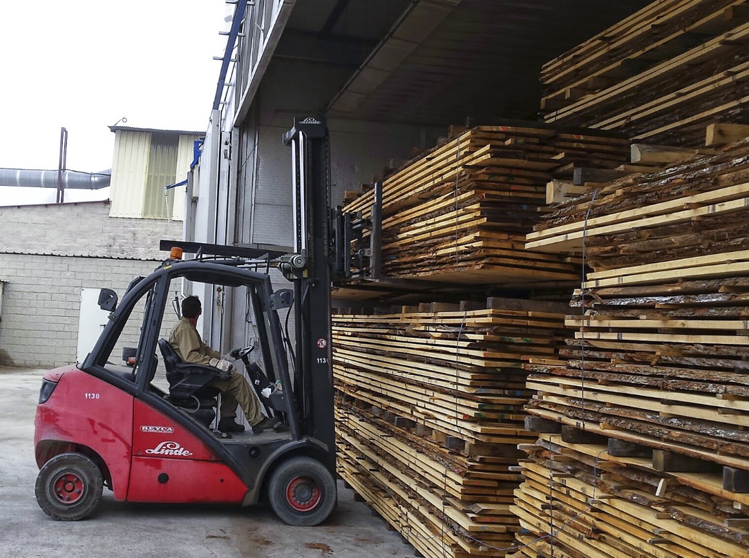MADERAS GARCÍA VARONA ofrece traviesas de roble - Madera sostenible es un  periódico digital para la industria española de la madera y el mueble