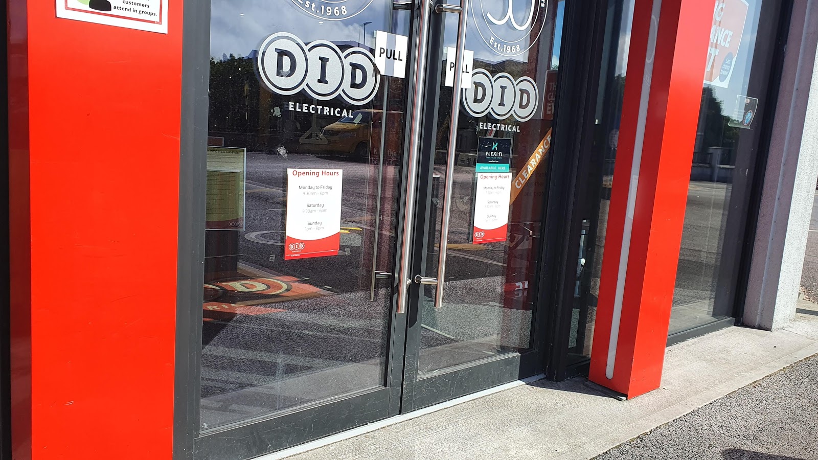 Phones / gadgets and electrical appliances Open in Galway