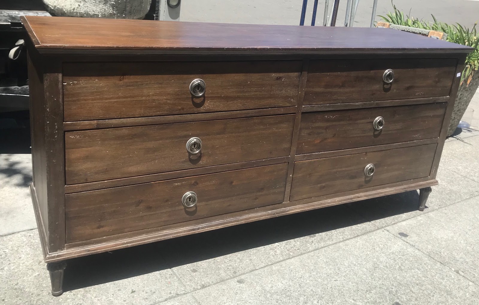 UHURU FURNITURE & COLLECTIBLES SOLD 29592 Restoration Hardware 21” x