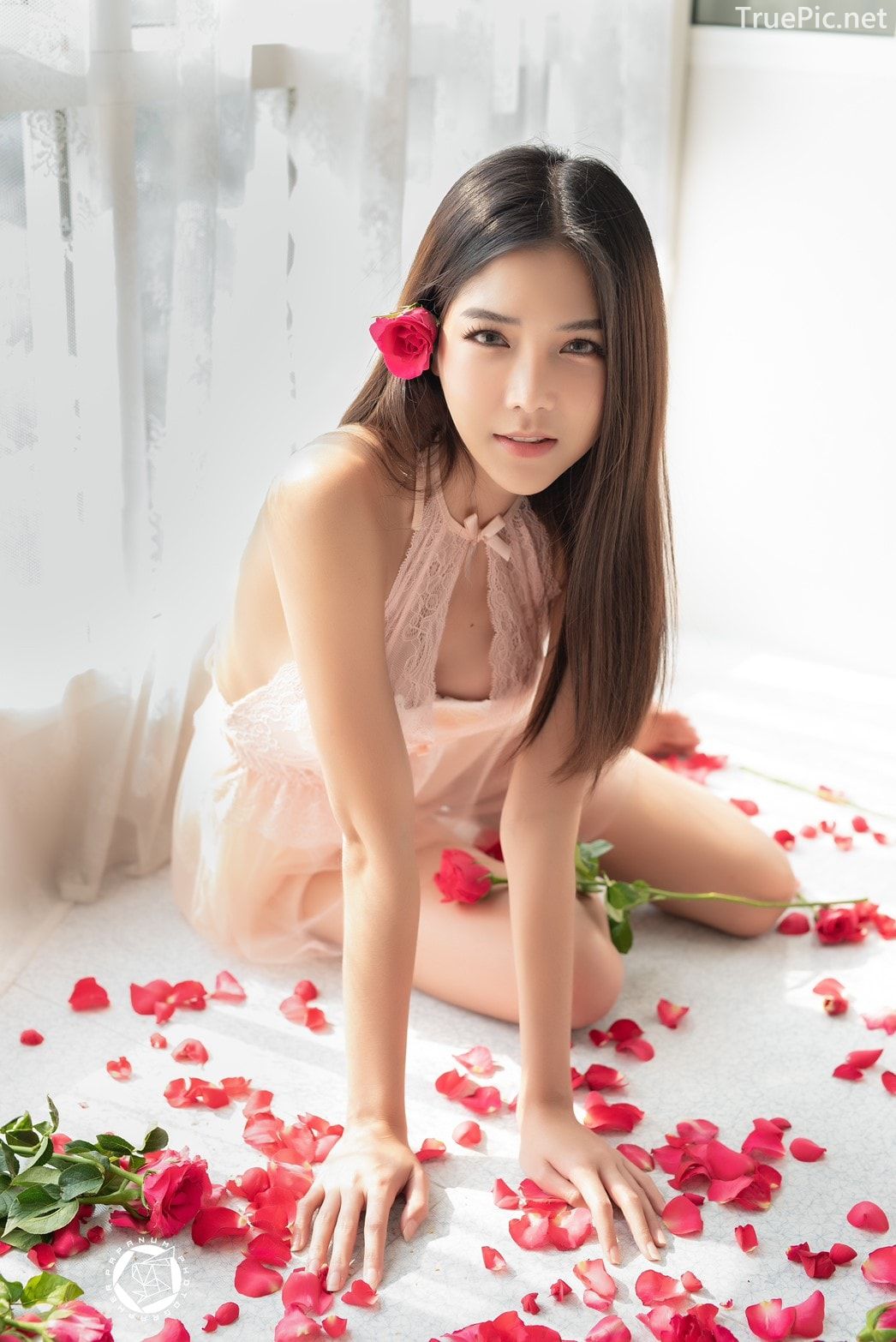 Thailand Model - Phitchamol Srijantanet - Roses for Lovers - TruePic.net - Picture 11