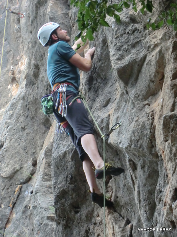 CUADERNO DE MONTAÑA: 17-07-2013 Escalada deportiva Olba (Teruel) con