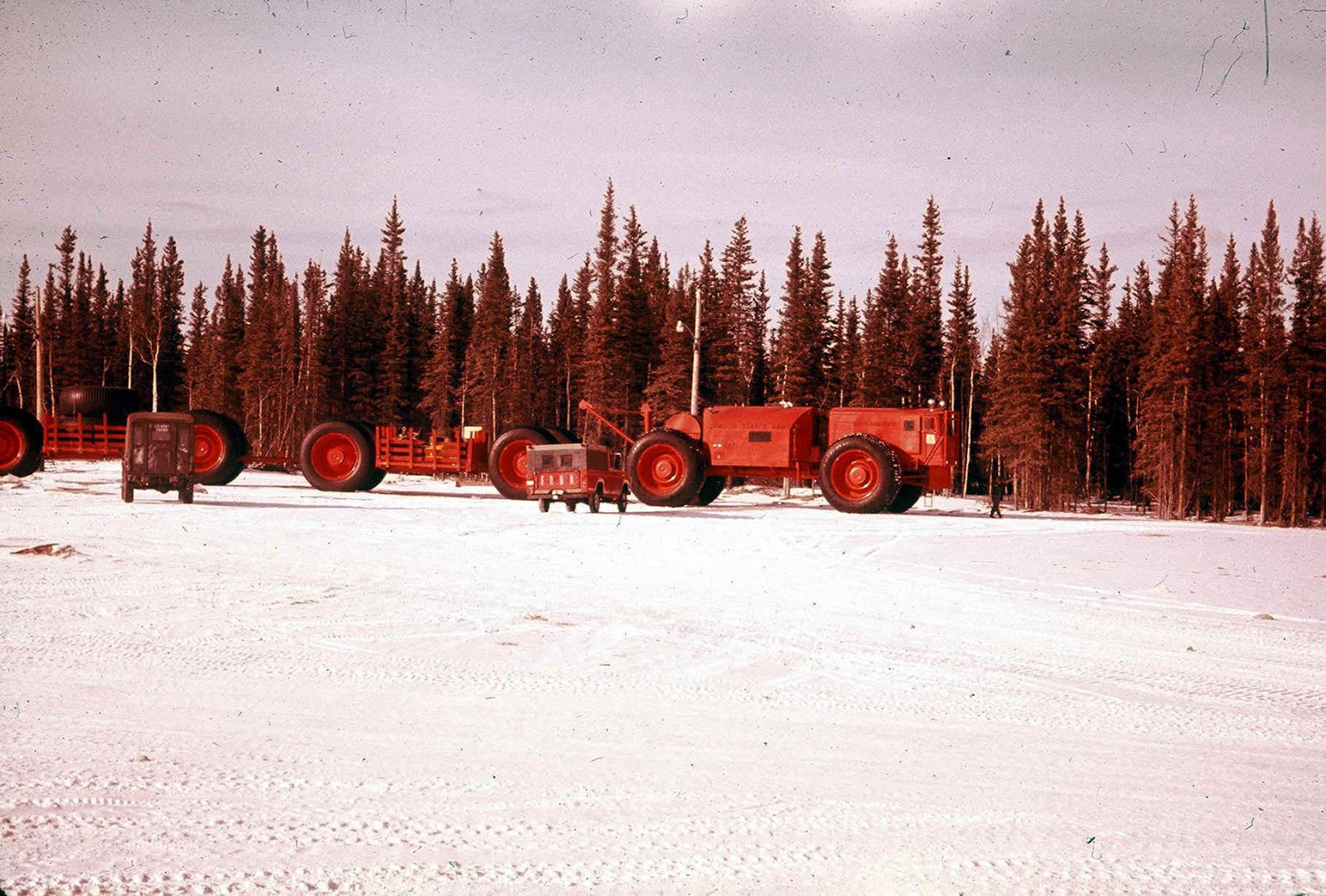 TC 497 Overland Train
