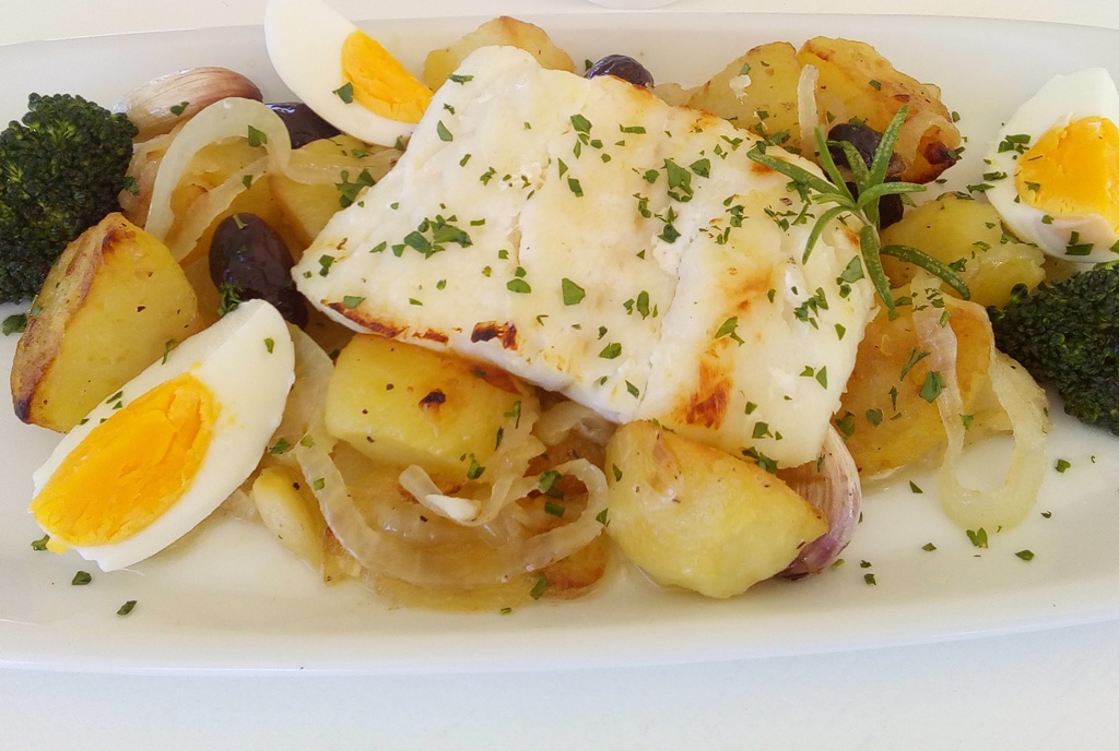 Receta De Bacalao Al Horno Gratinado Con Patatas Y Cebolla Entre amigos: Bacalao gratinado al horno