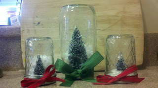 In the life of Laura: Christmas Tree Snow globes