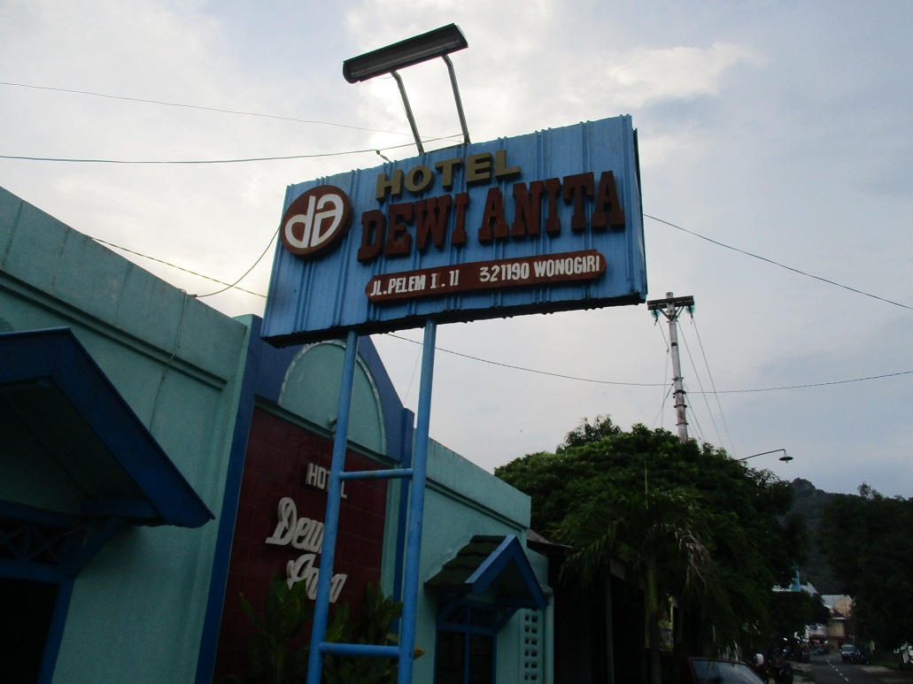 hotel dewi anita wonogiri