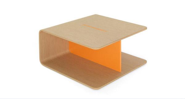 Meja Kayu Modern untuk Ruang Tamu Minimalis