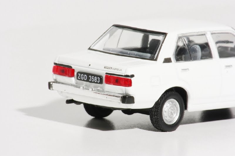 MiniAutoHobby: Toyota Corolla E70