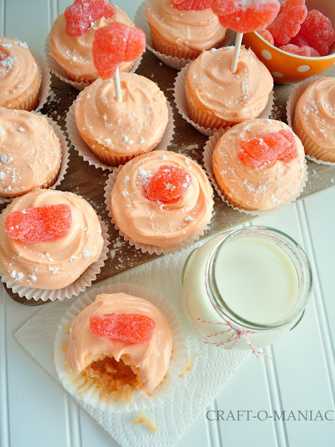 Orange Creamsicle Cupcakes www.craft-o-maniac.com