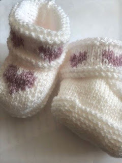 https://www.ravelry.com/patterns/library/your-my-heart-and-sole-booties