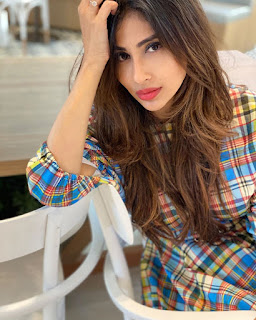 Mouni Roy Social Media Images 18-03-2020