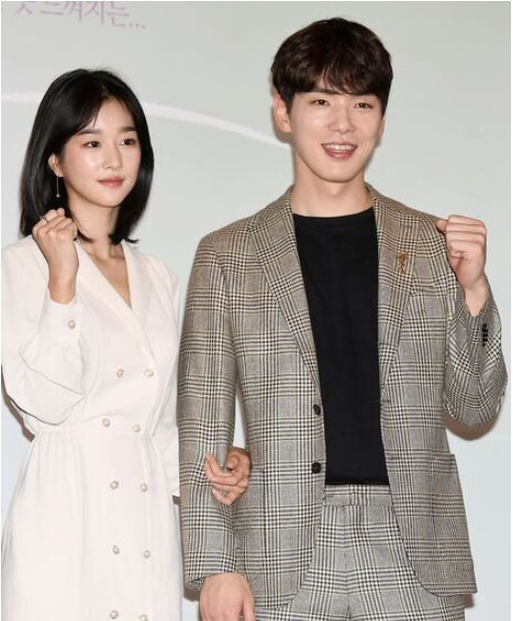 이 이미지는 대체 속성이 비어있습니다. 그 파일 이름은 20210412121621.png입니다