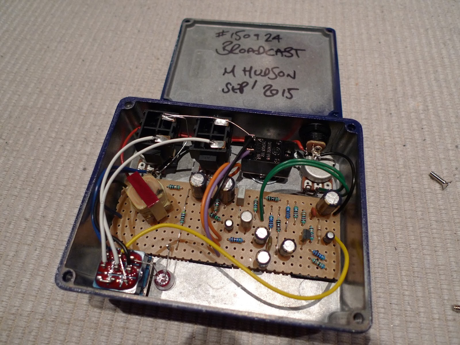Hudson Electronics UK - Broadcast - Effet guitare