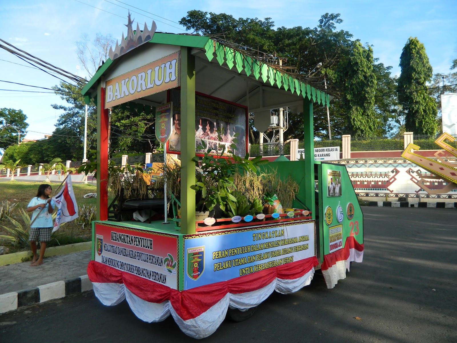 mobil hias karnaval