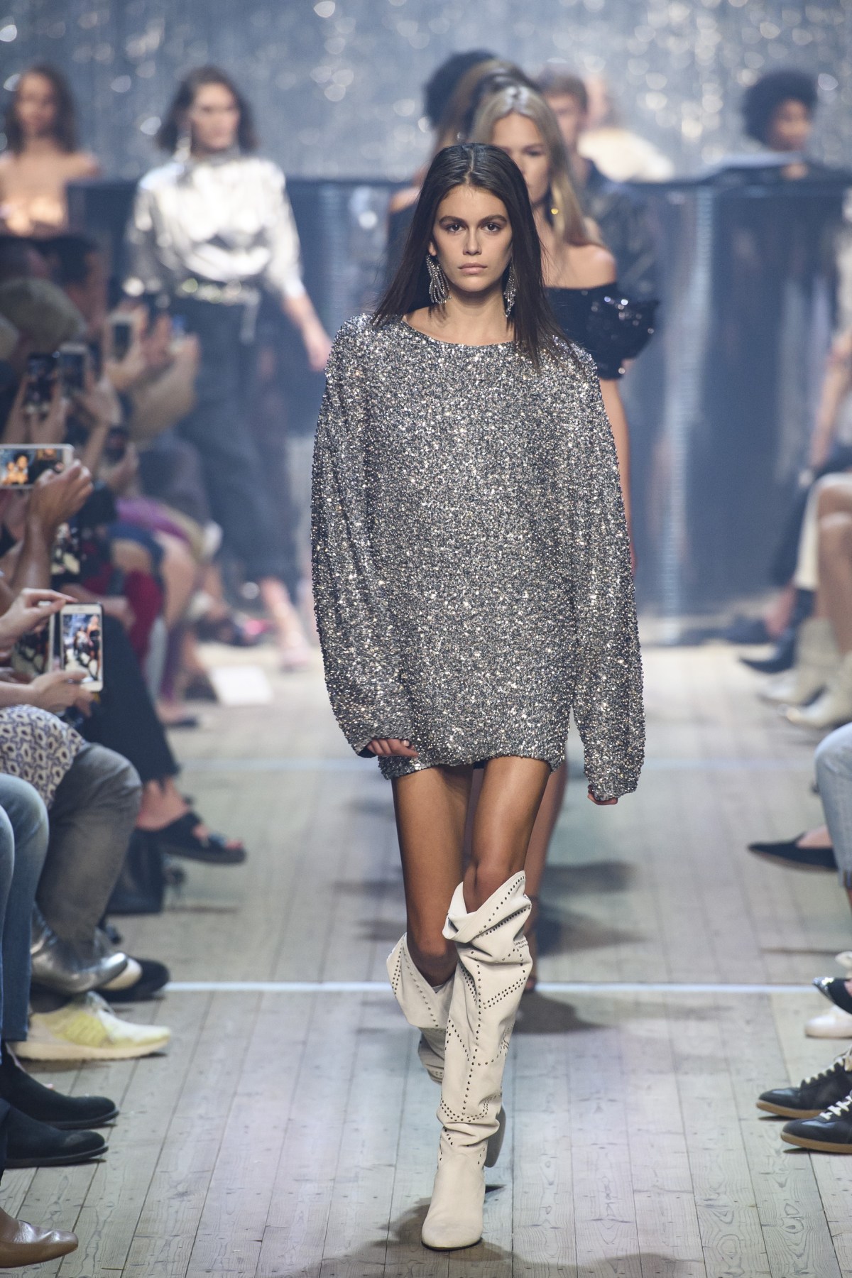 Runway: Isabel Marant Spring 2019 Ready-to-Wear, Paris