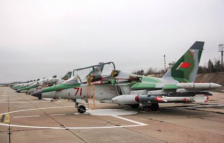 Fuerzas Armadas de Bielorrusia - Página 2 Yak-130%2Bbielorrusia%2Barmamento