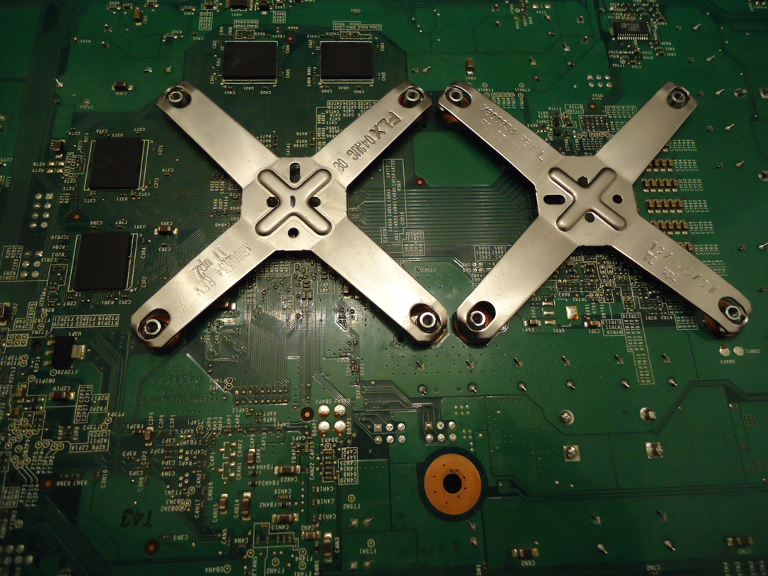 DIYgaming Fix the RRoD with Xclamp replacement